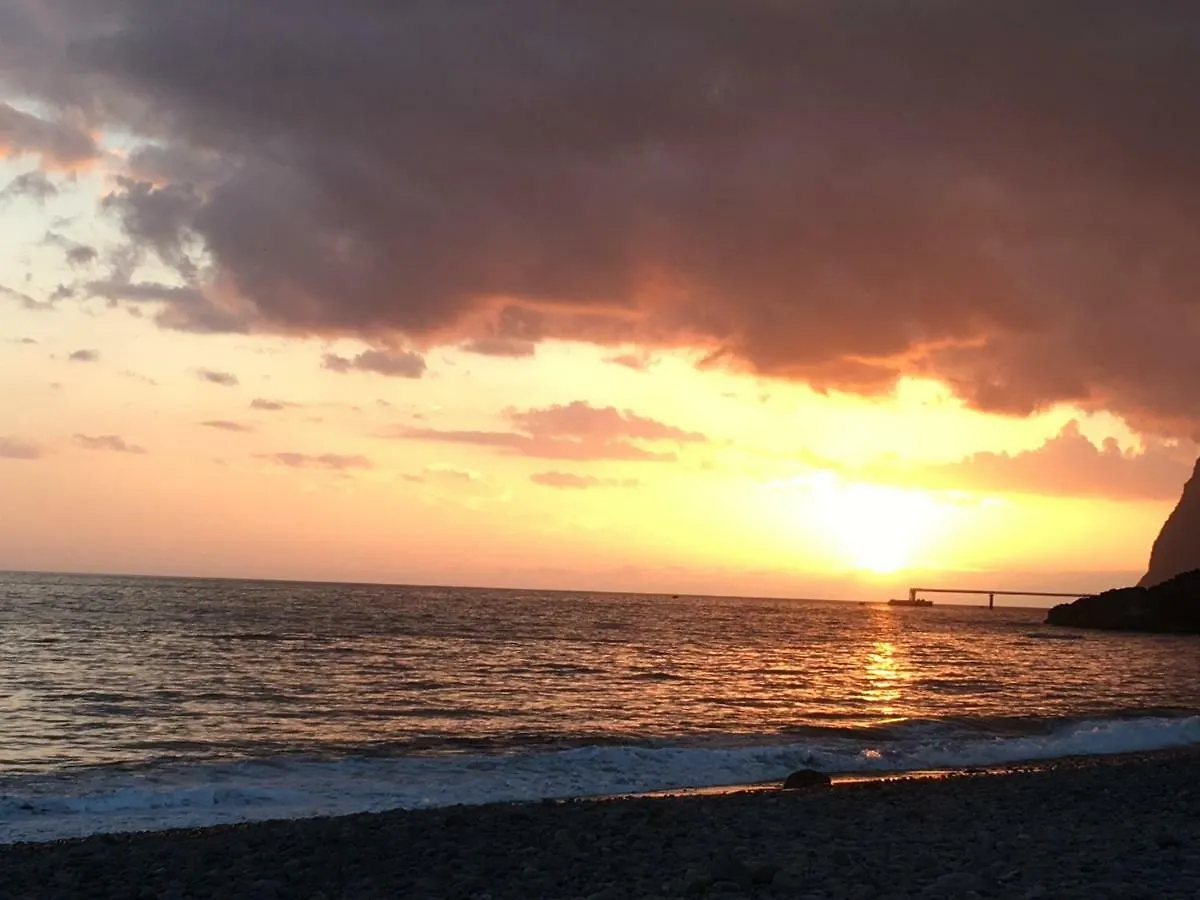 Tamariz Adventure - Sea View And Free Parking Apartment Canico  Portugal
